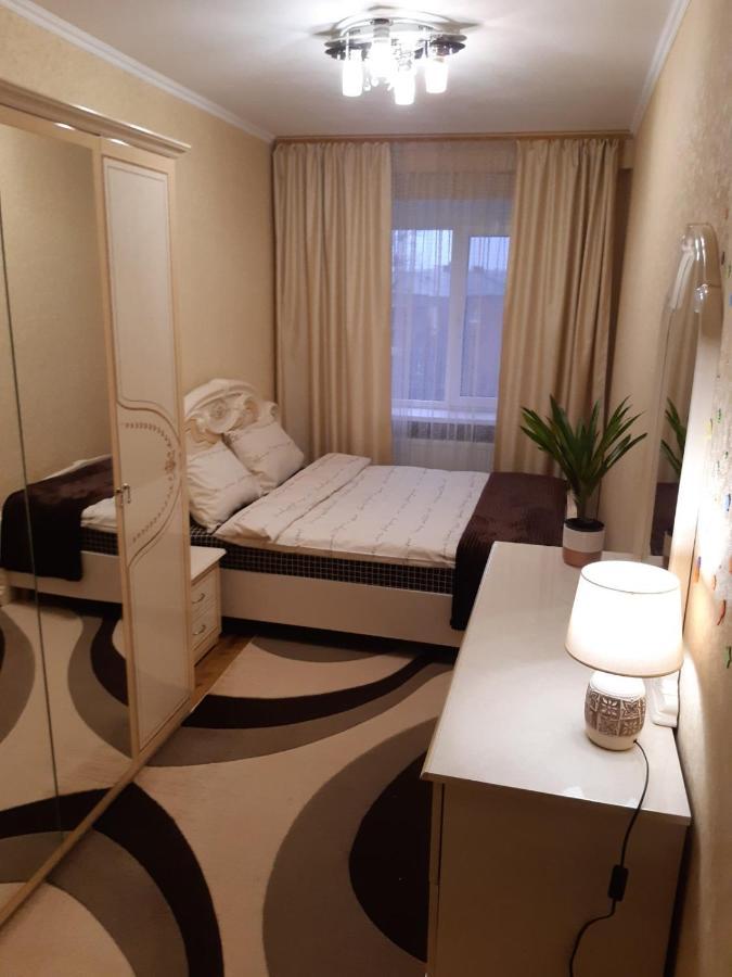 Двокімнатна Apartment Shepetivka Bagian luar foto